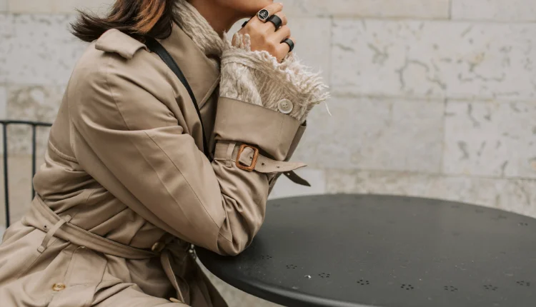 ترنچ کت کوتاه زنانه برای استایل کژوال