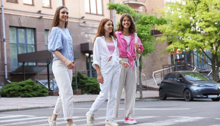 استایل خیابانی زنانه برای روزهای معمولی