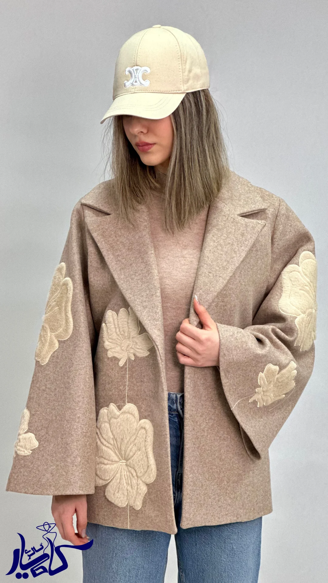 پالتو کوتاه فوتر گلدوزی - تصویر 1