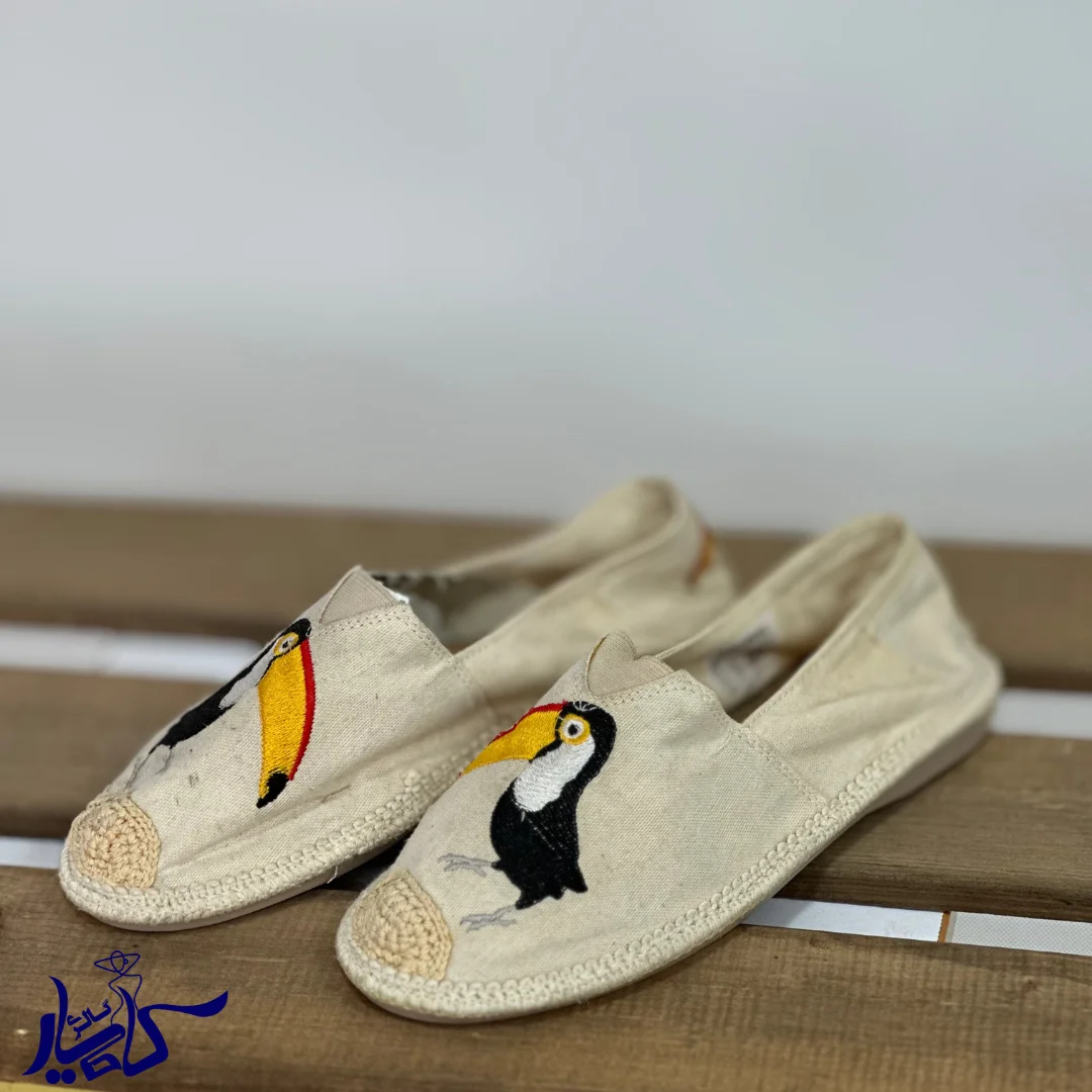 کفش کالج طرح توکان - تصویر 2